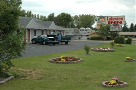 Willmar Lakeview Inn מראה חיצוני תמונה