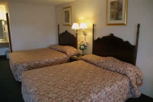 Willmar Lakeview Inn מראה חיצוני תמונה