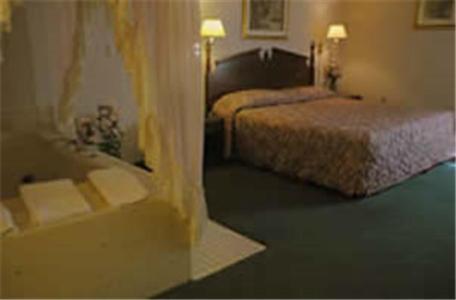 Willmar Lakeview Inn חדר תמונה
